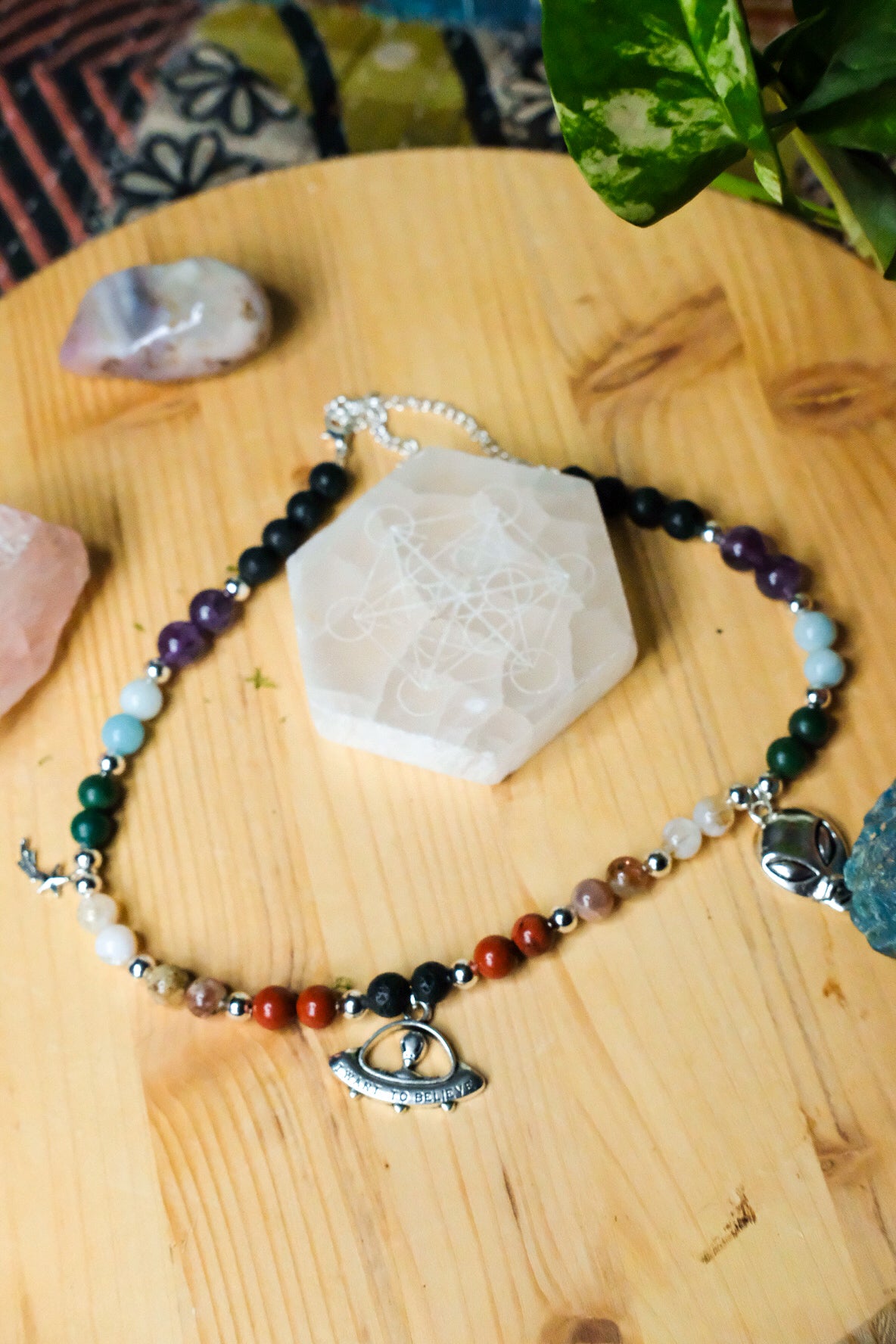 Spaceship Chakra• Chakra Beads