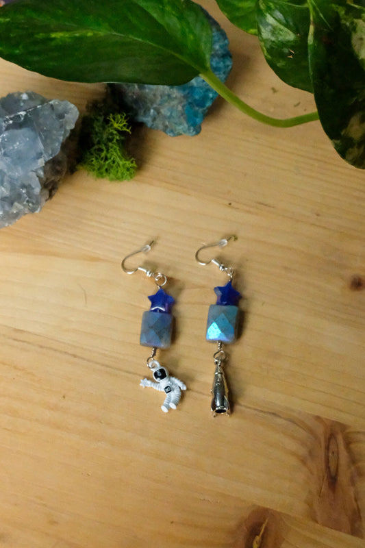 Mismatched Astronaut Earrings• Star Bead, Labradorite