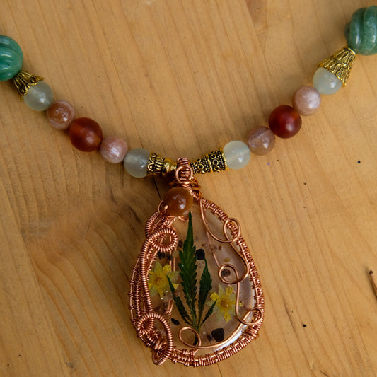 Flower Fields• Resin Weed leaf, Carnelian, Sunstone, Prehnite