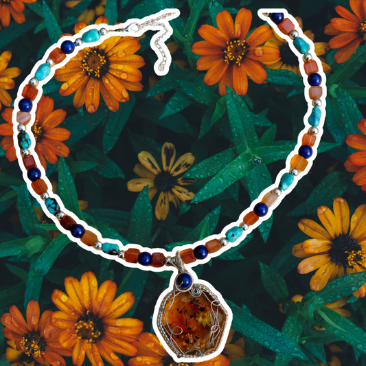 Jasmyn• Orange resin, yellow flowers, pebbles, russula mushrooms, Turquoise, carnelian, sodalite