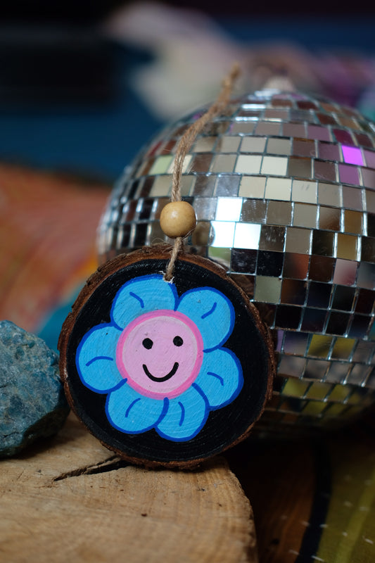 Smiley Flower Ornament